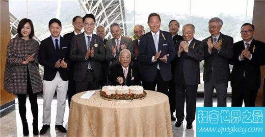 香港隐形富豪排行榜，看到他们才知道李嘉诚的高调