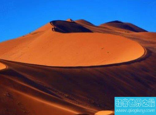 世界最受欢迎的滑沙之地，纳米比亚纳米比沙漠