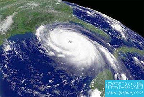 美国历史上最可怕的飓风，一场飓风过后损失400亿美元