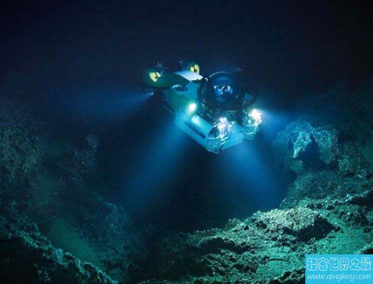世界上最深的海沟，最大深度为10.91公里