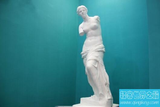 卢浮宫三宝之断臂维纳斯，史上最美的女性雕像