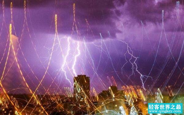 世界上闪电最多的地方，巴西（每年最多7000万次闪电）