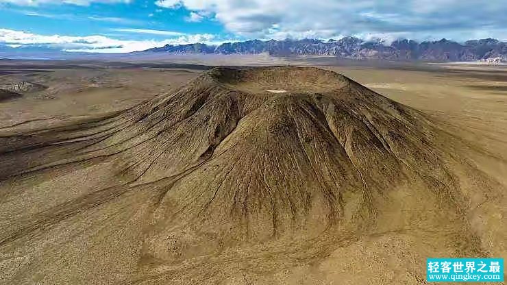 中国境内的十大火山 很多人都不知道 其实他们就住在超级火山旁边