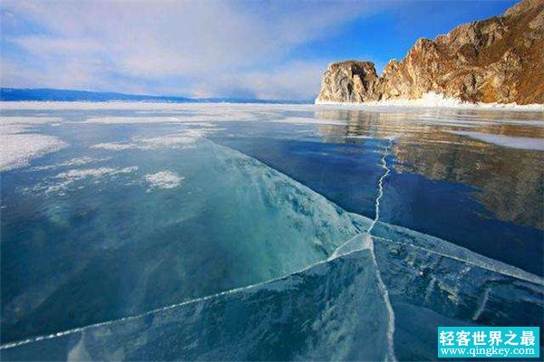 面积最大的淡水湖群 五个湖泊连接在一起紧紧相拥