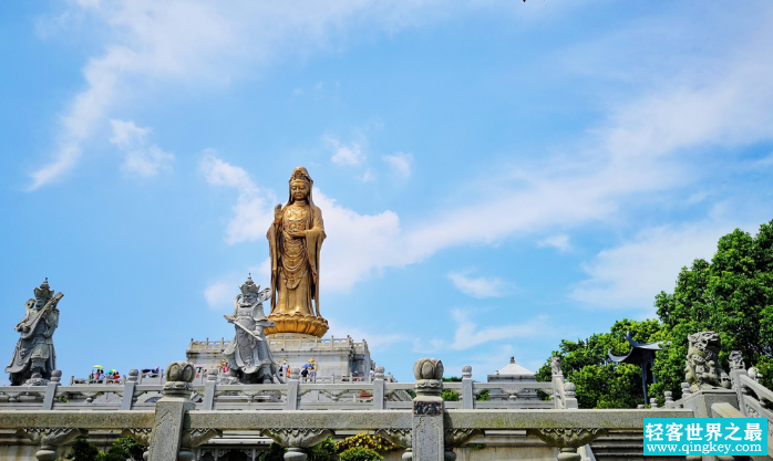 普陀山观音发怒 幻化成百米的蛇影刮起妖风（观音发怒）