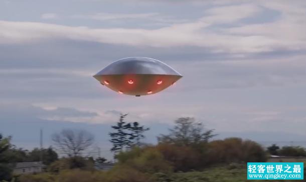 在美国曾经发现的UFO，这到底是咋回事儿？（白色外星飞船）